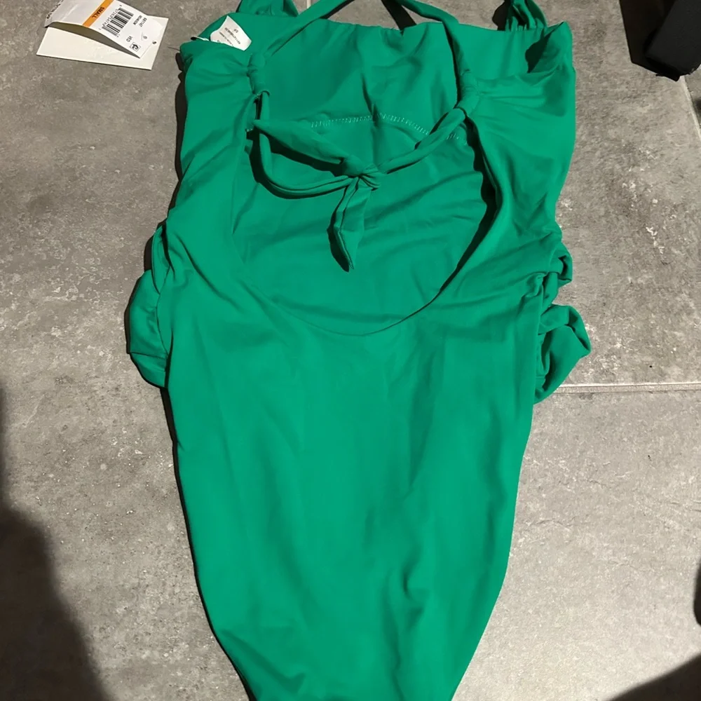 Becca by Rebecca Virtue One Piece Swimsuit Size Small - Picture 5 of 6